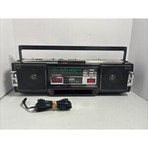 Panasonic RX-FM40 XBS AM/FM Cassette Boombox. Vintage '80s. Works.